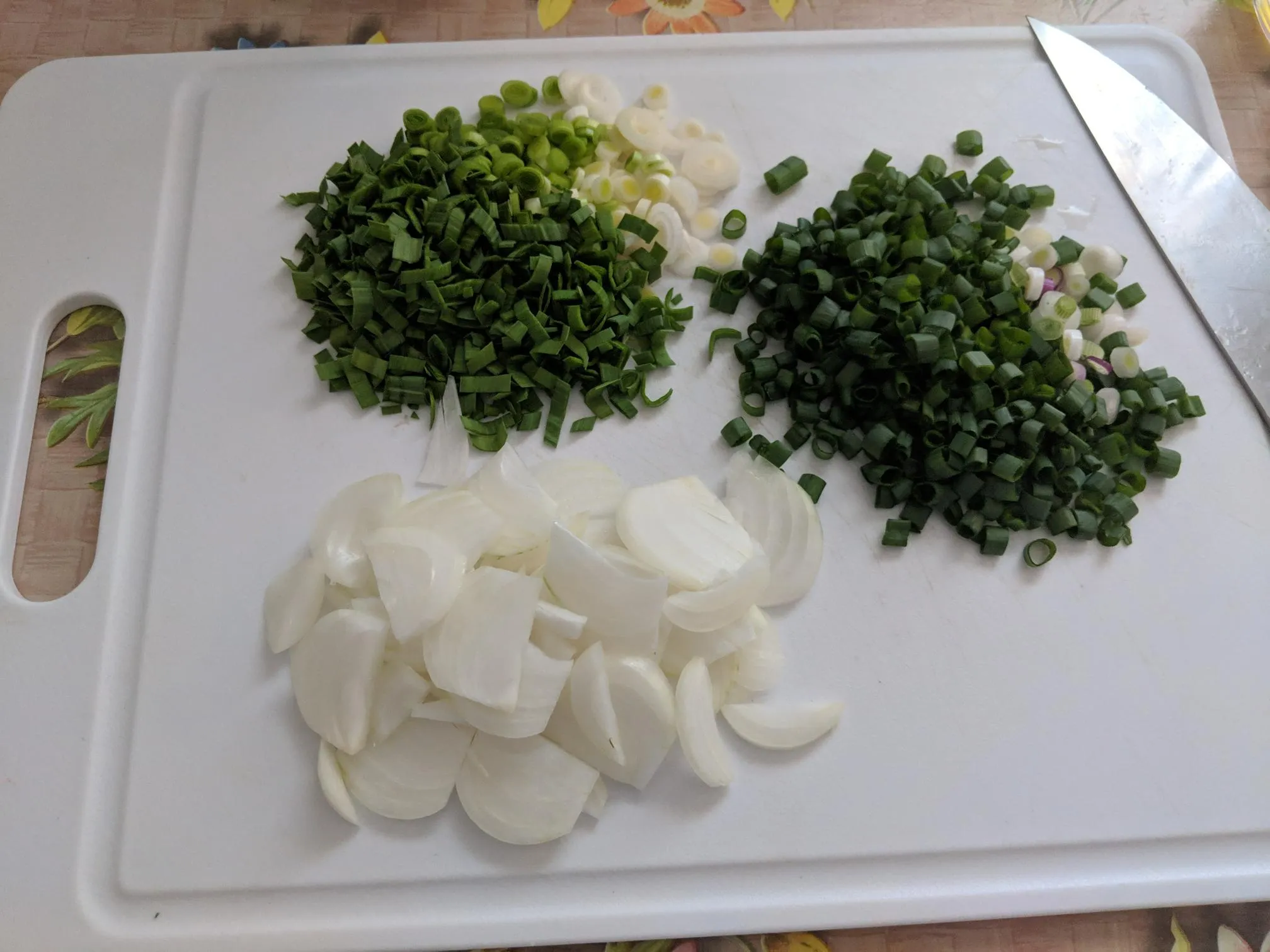 Ciorbă de salată cu afumătură gallery image 3